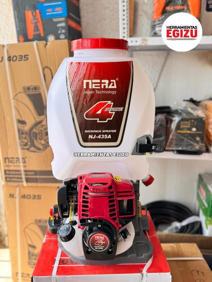 MOCHILA FUMIGADORA CON MOTOR DE 4T - NERA